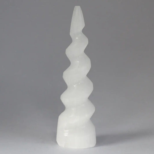 Selenite Spiral Unicorn Horn Tower - 15 cm - unidade